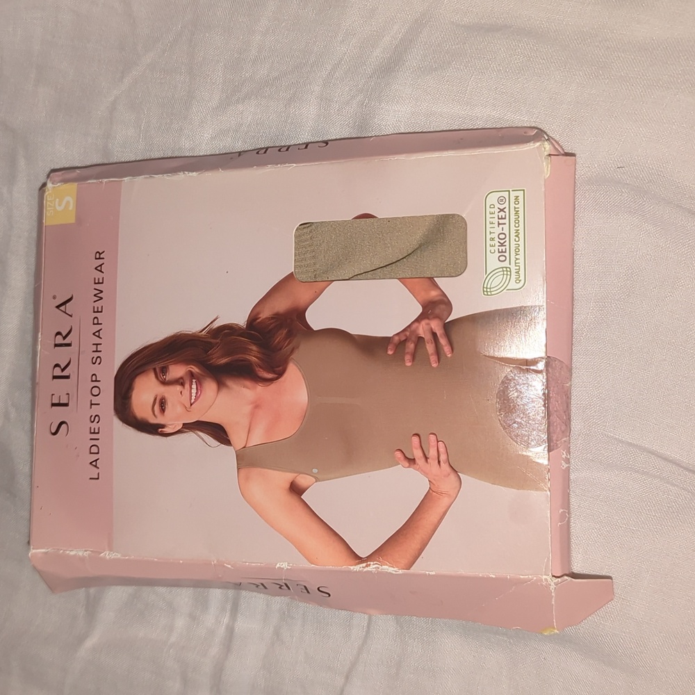 Serra top shapewear S (4-6) NWT